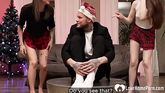 Хардкорный трах в тройничке - намного лучше, чем обучение