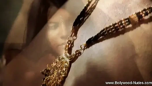 Keinginan terlarang deva dassis