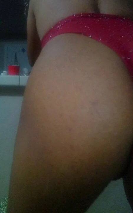 Horny CD showing ass and spreading ass open