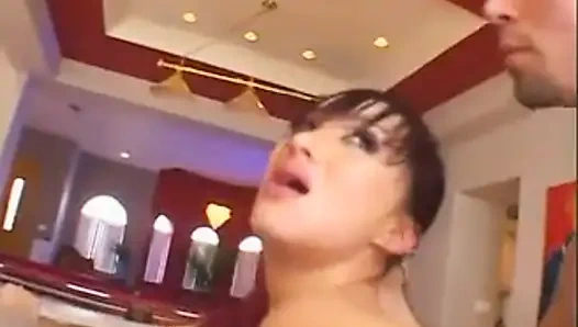 Katsumi amcığı seviyor götten seviyor