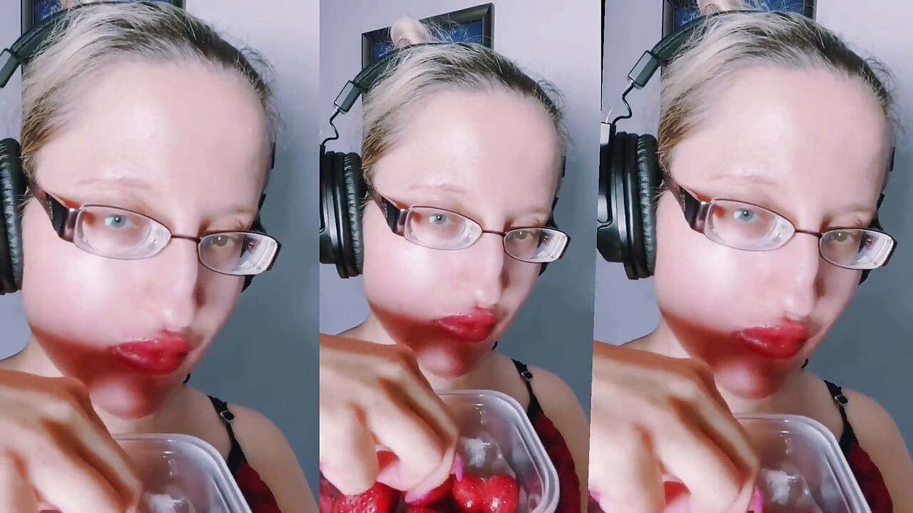 Asmr Strawberry Eating - Asmr, Eye Glasses, Gianess, Lipstick, Big Lips, Mough, Food, Face Fetish, Long Nails