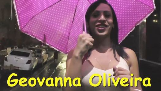Transsexual Geovanna Oliveira solo