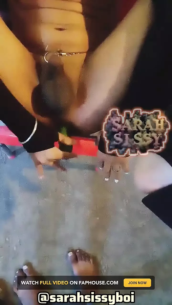 TS Sarah Sissy Boi Karacsi