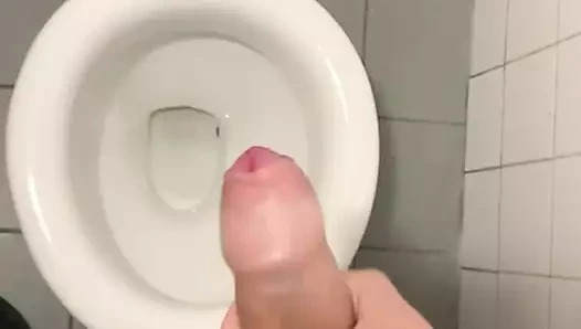 Üniversite tuvaletlerinde :)