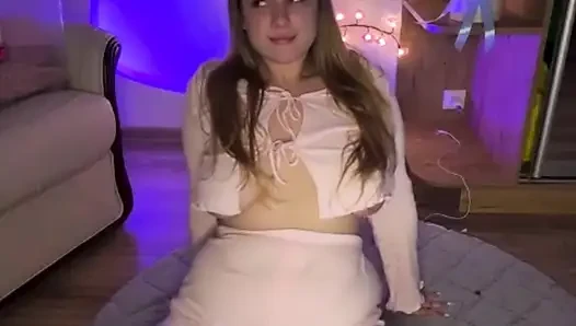 Jucielussie seksi striptiz ve domaltarak anal oyun