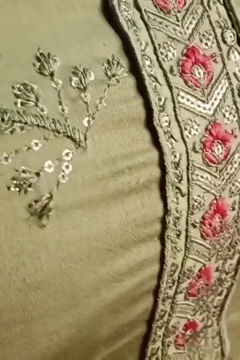 Step Sister Took Advantage of Him Seeing Him Alone and Sucked His Cock and Had Sex with Him