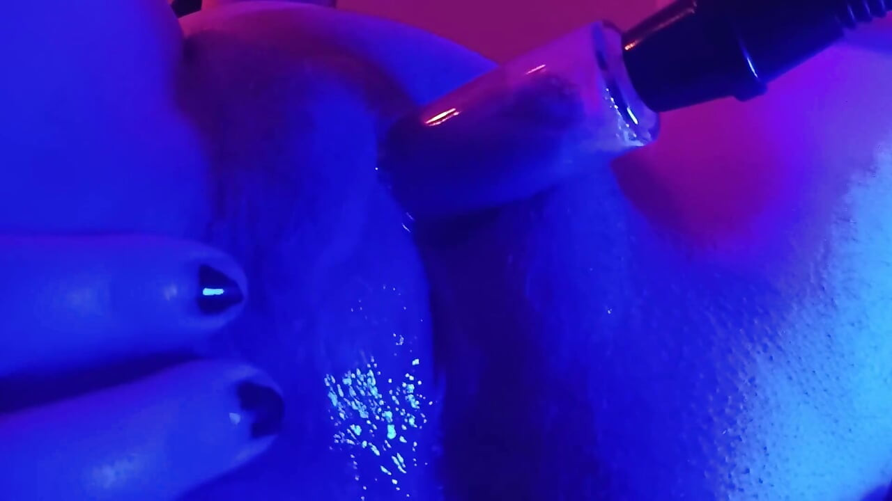 I Pump My Clit to Make It Growth and Jerk It off