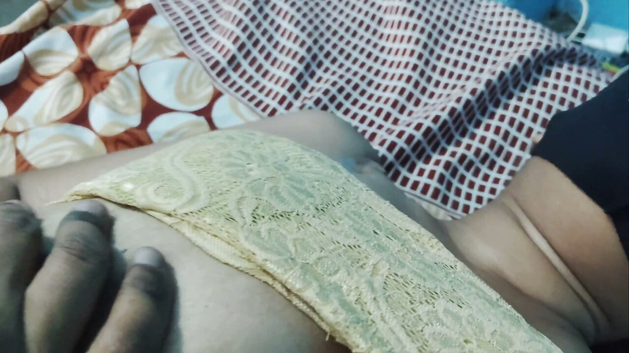 我热辣的继妹。