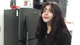 Latina nevlastní sestra tvrdě šuká