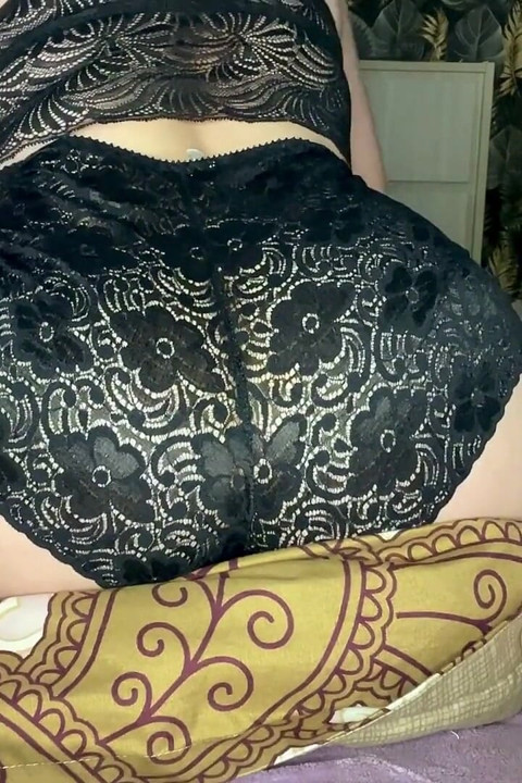 Loud Bouncy Pillow Farts