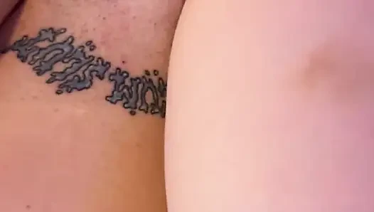 Шаловливая мачеха изменяет с отчимом друга сына