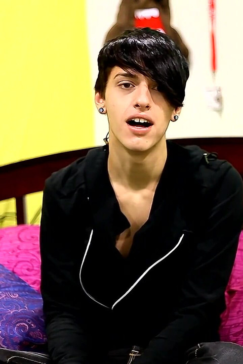 Emo Cutie Jae Landen's a Real Sweetheart!