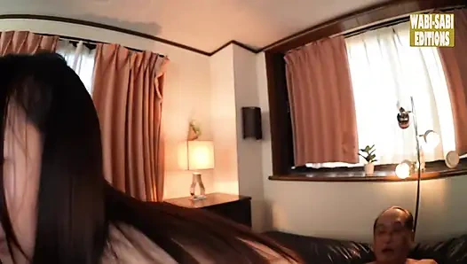 Schweißgetränkte hitze steigt, als eine hingebungsvoll kurvige ehefrau ihre mutige, überwältigende Präsenz enthüllt -szene.2