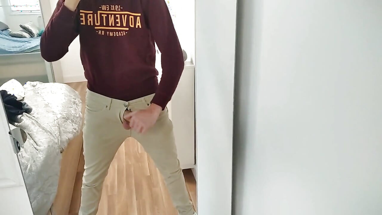 Amateur Man Jerking Big Cock Very Hard and Venous Before Meeting at Work