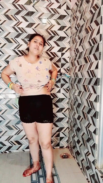 ฉากห้องน้ํา Puja Bhabhi เมีย Desi