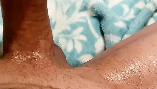 Yarağıma mastürbasyon yapıyor!!