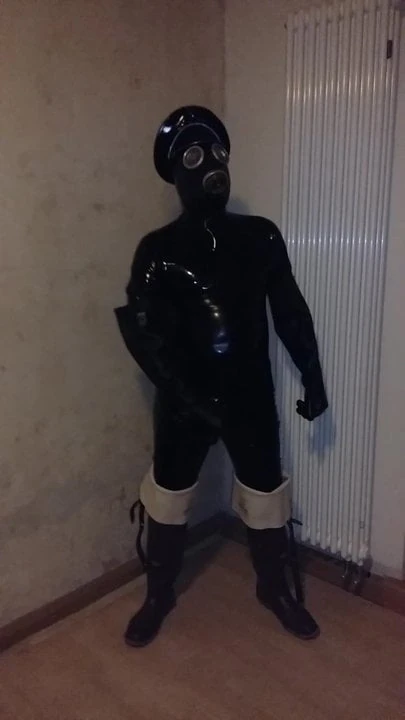 Funny Rubber Weekend