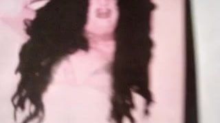 Ida lynda seksi siyah saç fotoğrafları ağır boşalmak yapar