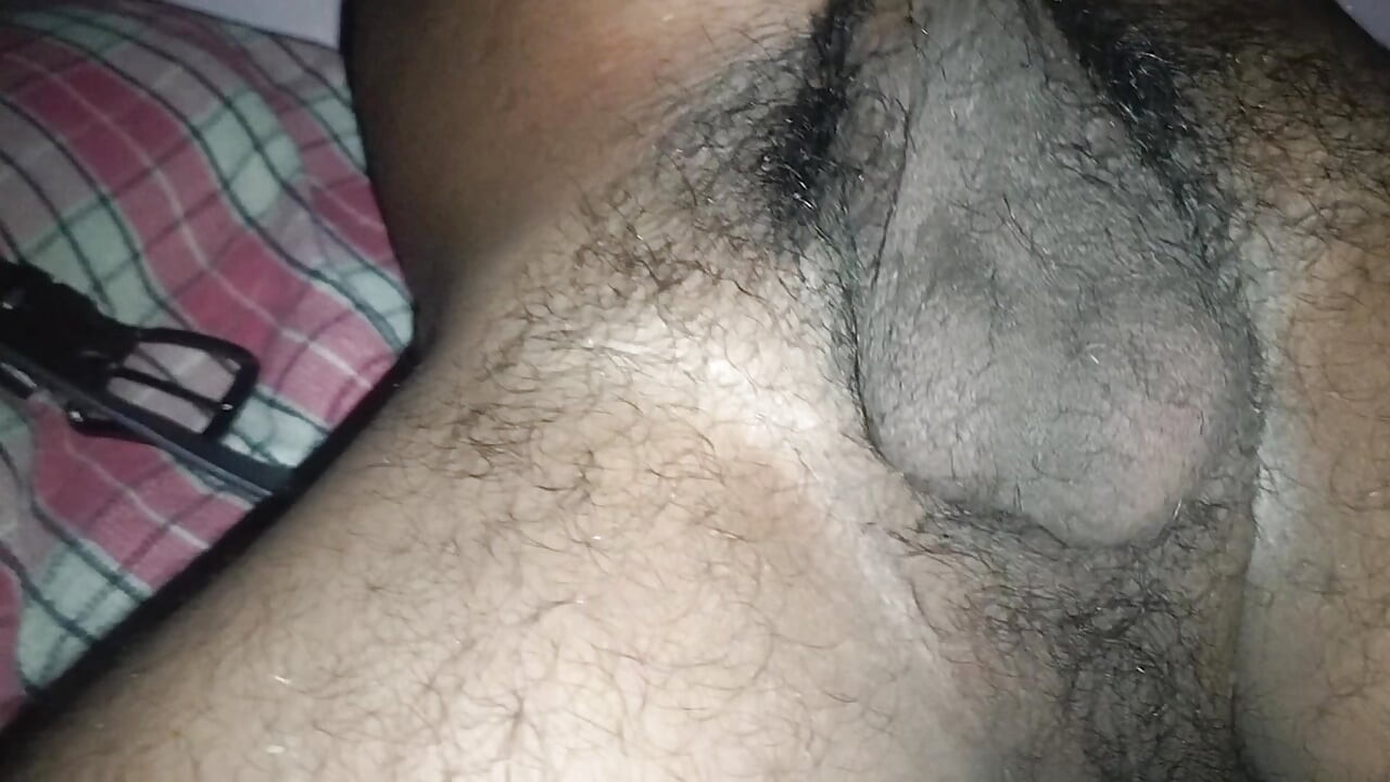 내 검은 자지 문지르며 정액 쏟기!!
