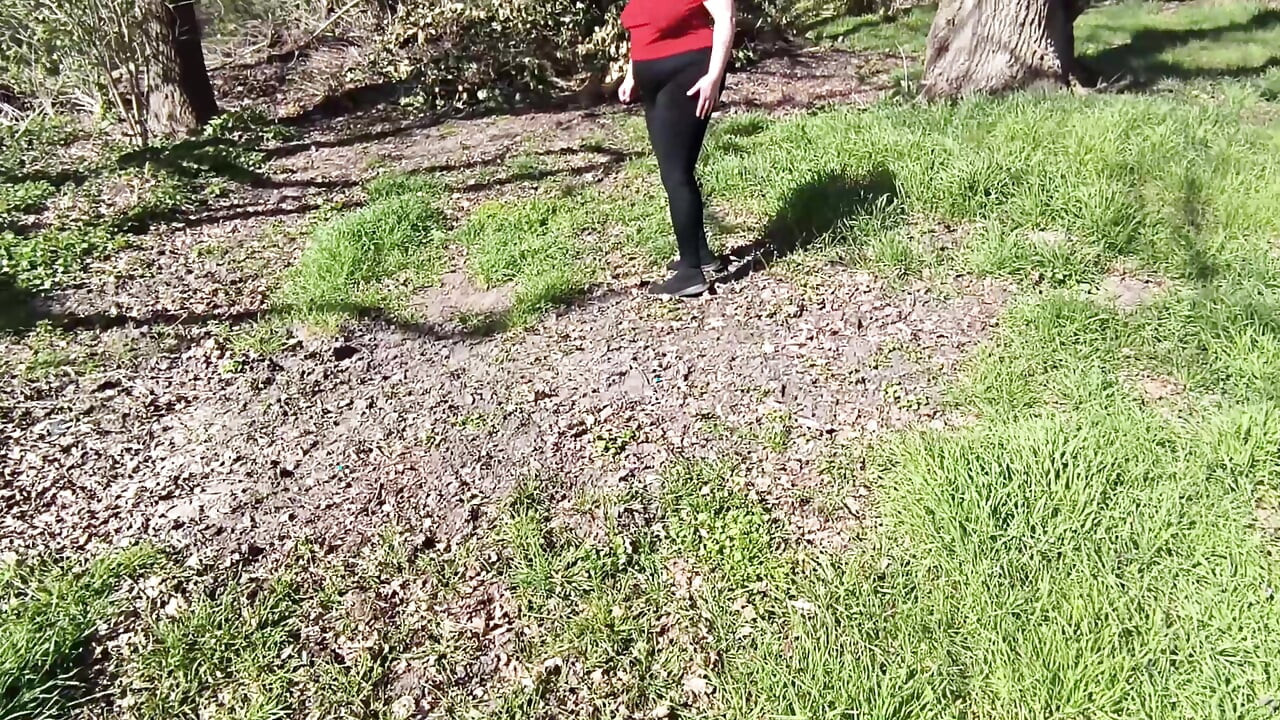 Ass and tits in the woods