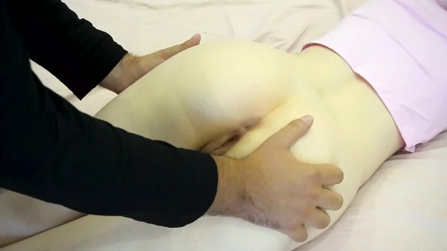 First Timer Girl With Butt Plug Experiencing Deep Anal Fingering and Stretching