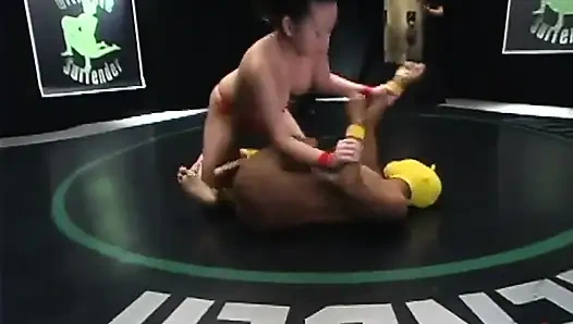 Kitty (0-0) samuraylara karşı (0-0)