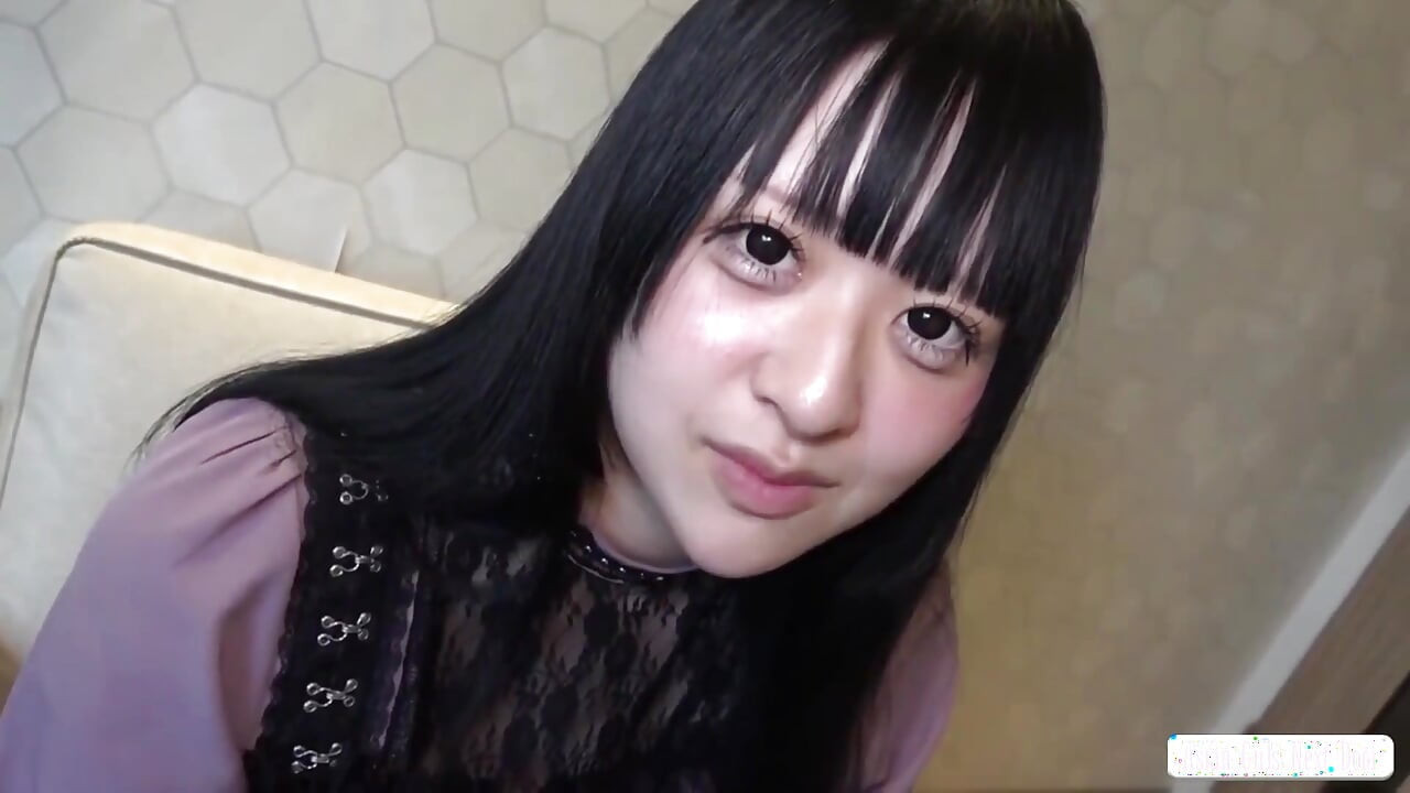 Mischievous Black-haired Cafe Girl Reveals Her Playful Secret Side in an Unforgettable Private Encounter