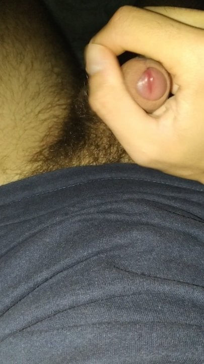 在磨边后打手枪和射精