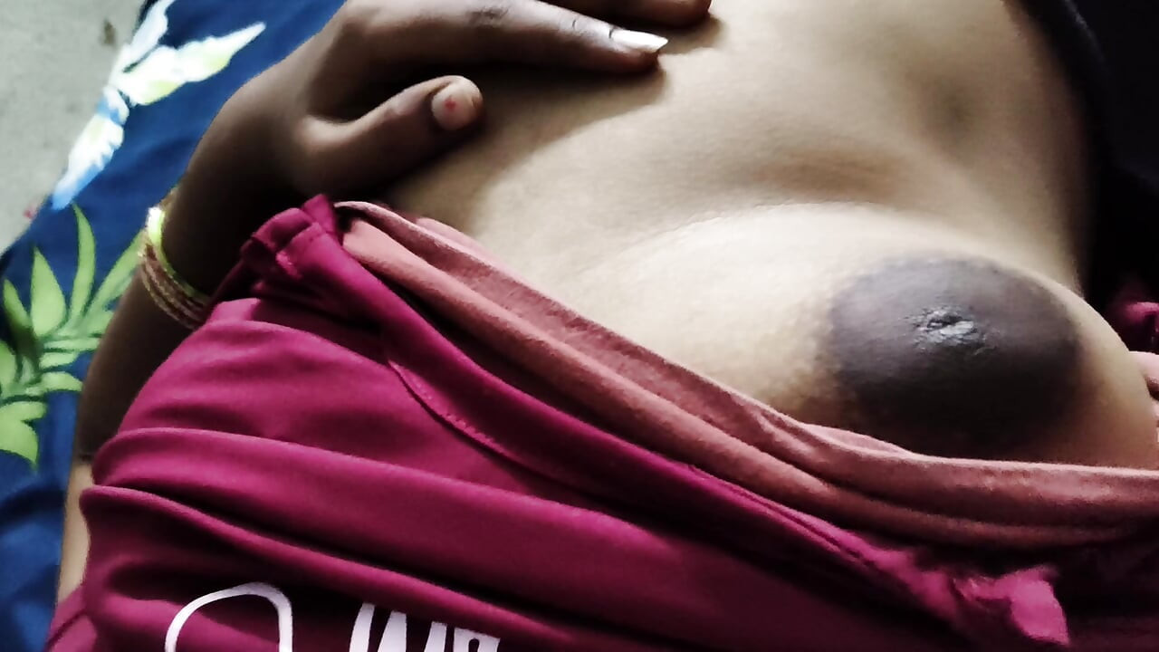 Desi tenåringsjente viser video
