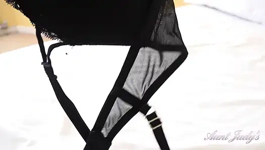 Auntjudys - tombul Asyalı orta yaşlı seksi ev sahibiniz Mimi seni külotunu çalarken yakalıyor