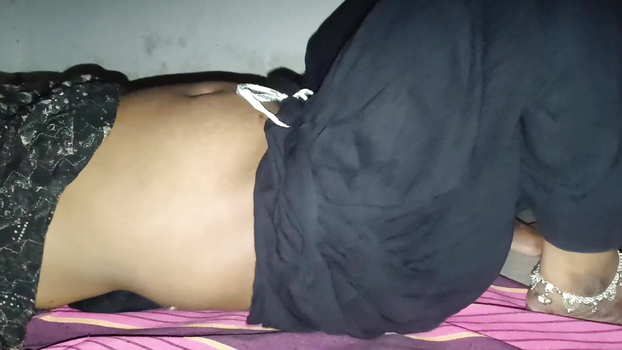 Ruko bhabhi Koi a Gaya main dekhta hun