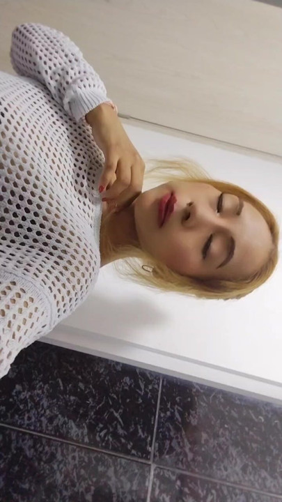 Harika vakit geçiriyor olmamız için ne güzel bir cuma, sence?