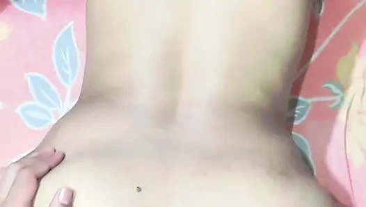 Horney Bengalli yenge komşunun yarağına biniyor