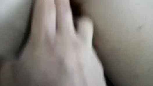 Экстремальная трах пальцами киски