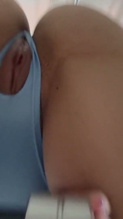 My stepsister  is working out and his pussy is visible through the trainer's pants. | Clip 1