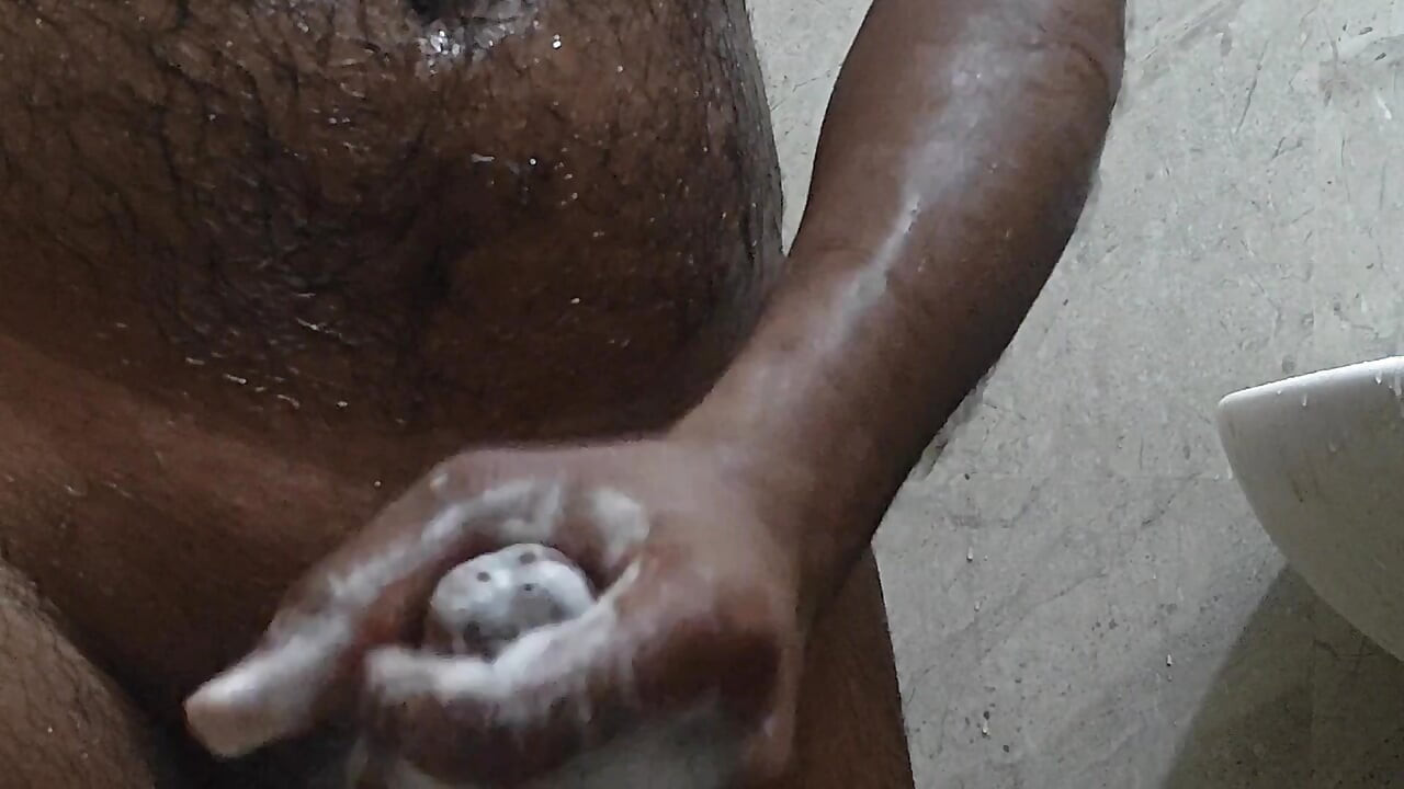 Desi Boy Video Hindi Audio