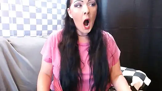 Orta yaşlı seksi kadın esniyor