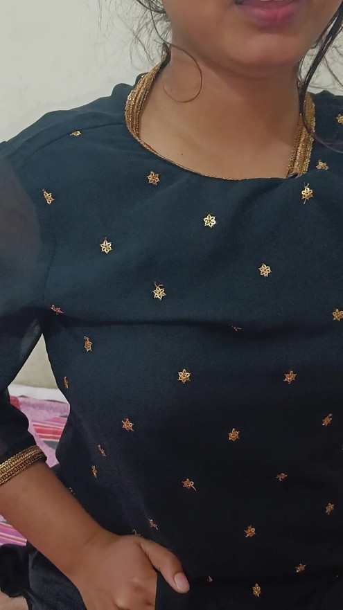 Indian Bhabhi Was Sucking Dever Dick with Hand Mms