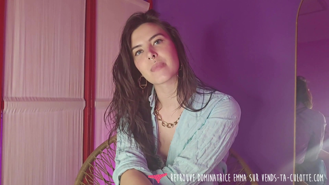 Vends-ta-culottes - 你遇到了你的新邻居，他是一个想要被干的大淫娃