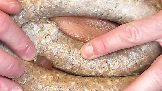 Kandy tarafından yutuyor:gavatların sindirilmesi ve yeniden doğuşu