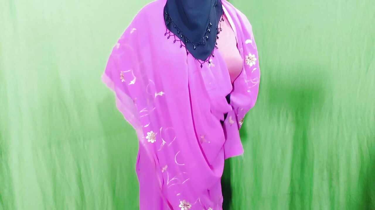 Indian beautiful hijabi muslim couple thirsty for fuck