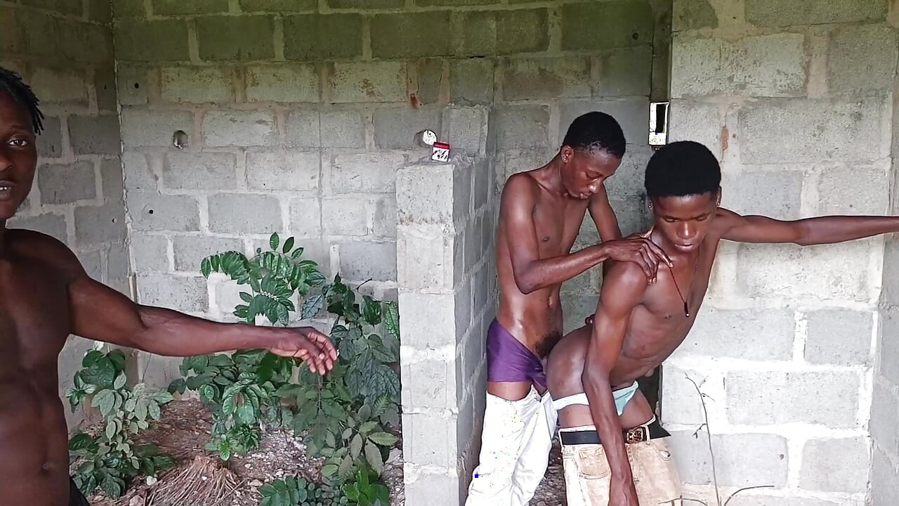 Two honey twink fucking outdoors got caught by street thugs