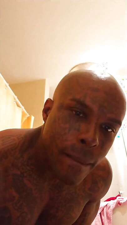 New Porn: BBC Worship Hallelujah Johnson (The Tears Of A Clown) Tall Dark Chocolate Muscles Tattoos Hairy BBC Hallelujah Johnson