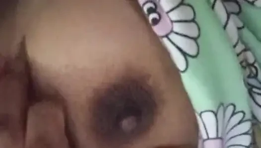 18+ College girl first time Musterbate With Her bigboobs and wet Sri Lankan Local