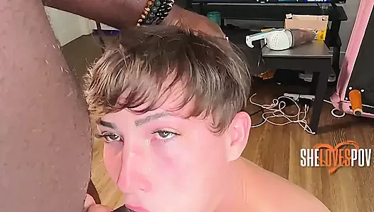 Semaj media ahanu reed ngentot mulut dan memeknya untuk bayar pijat!!