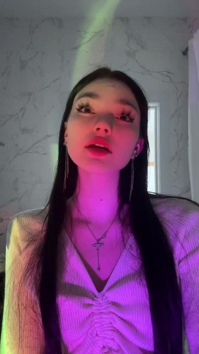 Video VioletBenson