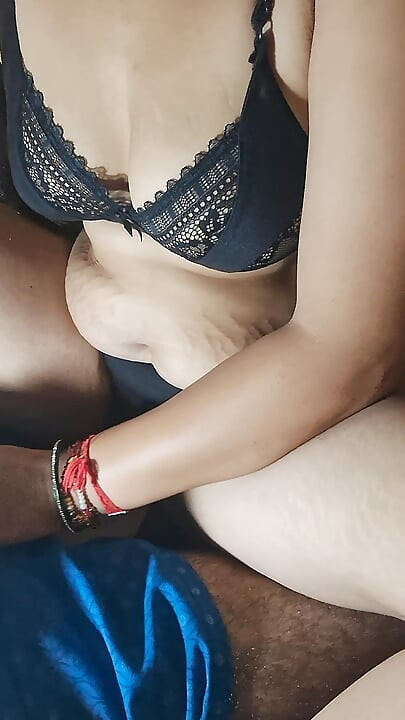 Bigboobs fucking and ass hole fucking hard with Sunni bhabhi