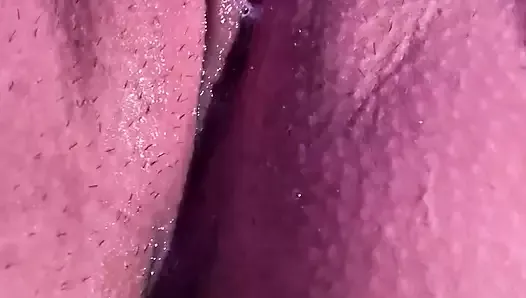 Pussy creaming on dildo😋