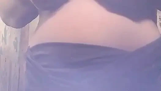 Ben Izlerken Üvey Annem Göğüslerini Bana Gösteriyor