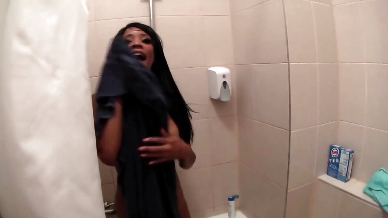 On Vacation, I Fuck a Horny Woman with Huge Tits and Her Husband Joins in.